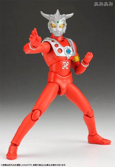 ULTRA-ACT 雷欧奥特曼（2011年发售）