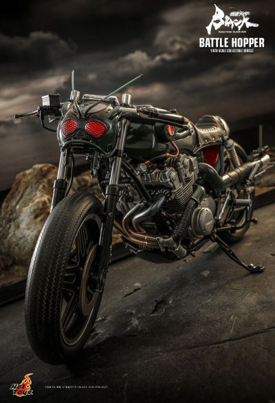 TMS108 假面骑士暗日（BLACK SUN） 战蝗摩托 珍藏品