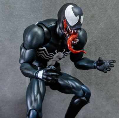 MAFEX 编号088  毒液 漫画版