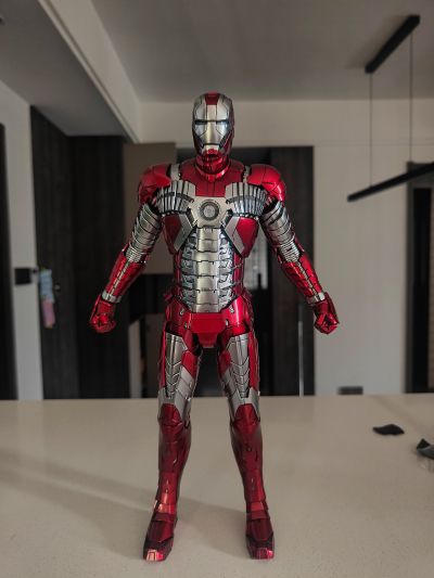MMS400D18 电影杰作系列 压铸成品 电影 ：钢铁侠2 钢铁侠Mark 5