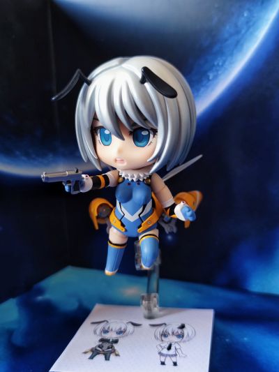 粘土人 #647 雏蜂 琉璃