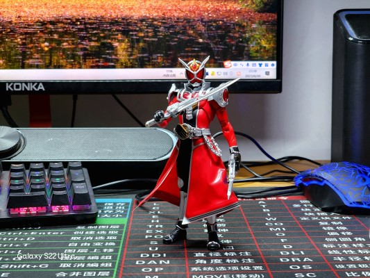 S.H.Figuarts(真骨雕制法)  假面骑士巫骑 火焰魔龙 / 万象魔龙