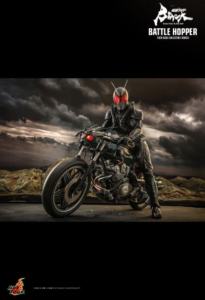 TMS108 假面骑士暗日（BLACK SUN） 战蝗摩托 珍藏品