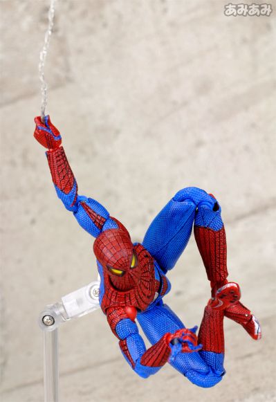 MAFEX 编号001 超凡蜘蛛侠