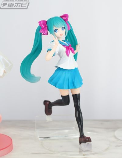 Luminasta  初音未来16周年纪念 原画师：KEI