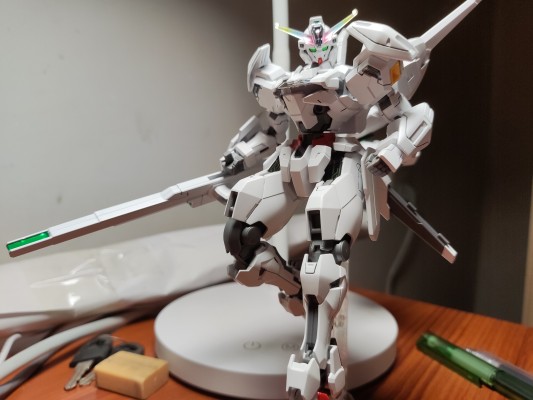 HG 1/144  凯列班高达