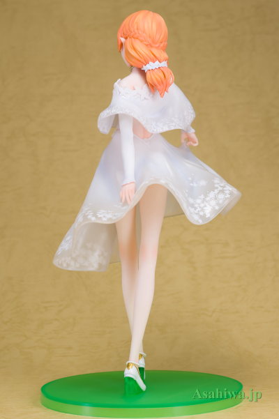 异世界归来的舅舅 精灵 礼服