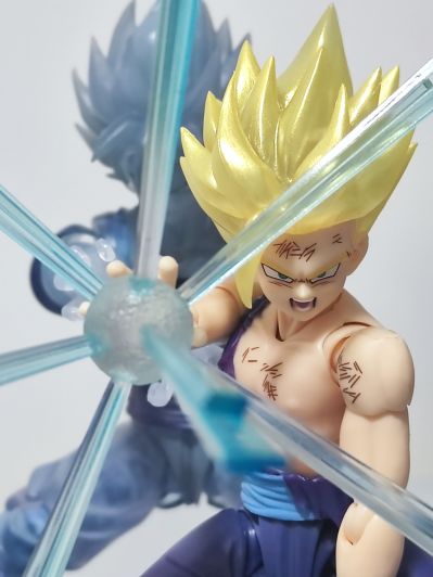 S.H.Figuarts 龙珠Z 超级赛亚人孙悟空+超级赛亚人2孙悟饭 -展会限定版-