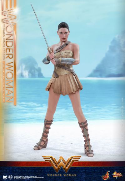 MMS424 神奇女侠 神奇女侠（训练装甲版） 珍藏人偶