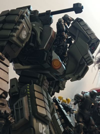 战星辰系列 新宙斯机甲重火力版