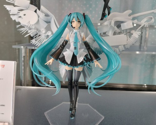 PLAMATEA 初音未来 16周年纪念款