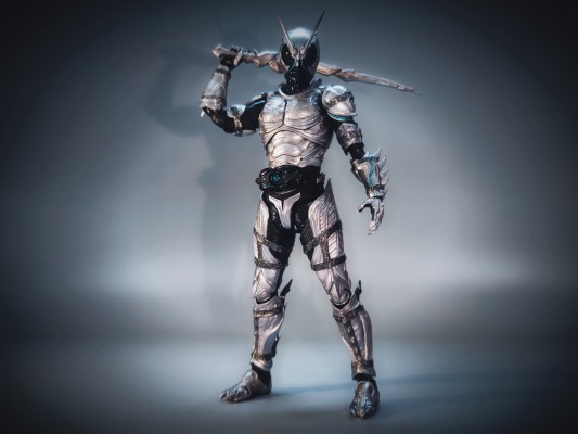 S.H.Figuarts 假面骑士暗日（BLACK SUN） 假面骑士影月