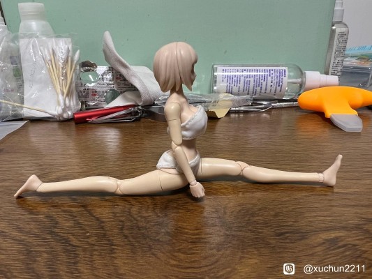 6寸 半包胶女素体