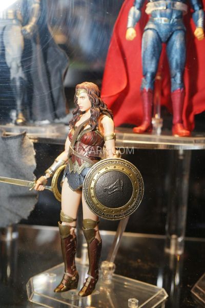 MAFEX No.024 神奇女侠 『蝙蝠侠 vs 超人 正义黎明』