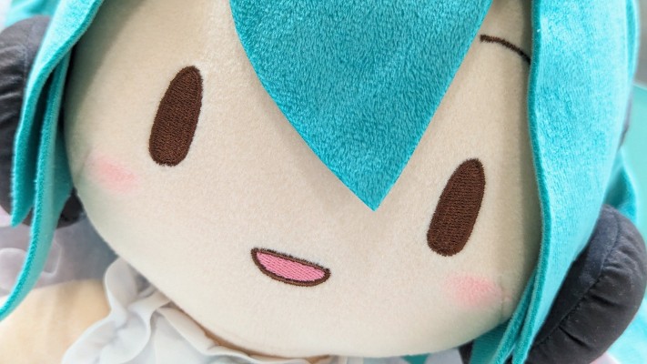 可爱软绵绵玩偶 初音未来 16周年纪念款  L尺寸