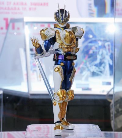 S.H.Figuarts 假面骑士谛睨