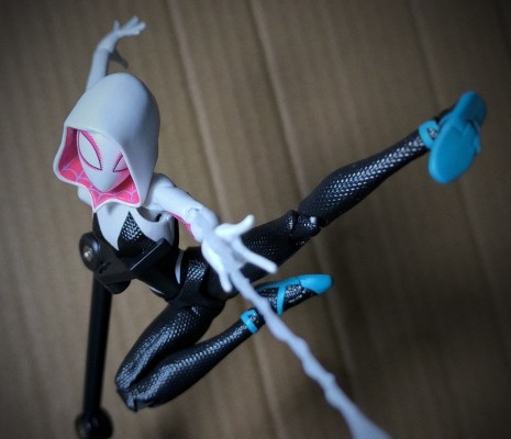 SV-Action 蜘蛛侠：平行宇宙 蜘蛛格温+蜘猪侠