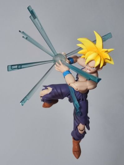 S.H.Figuarts 龙珠Z 超级赛亚人孙悟空+超级赛亚人2孙悟饭 -展会限定版-