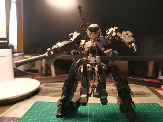 机甲少女 轰雷改 与 动力服组件 轰雷