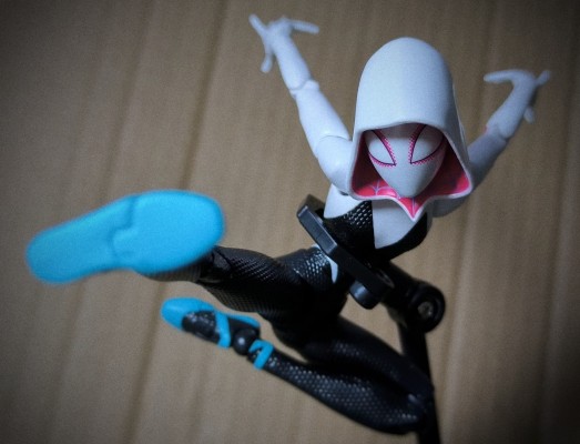 SV-Action 蜘蛛侠：平行宇宙 蜘蛛格温+蜘猪侠