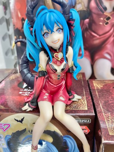 压泡面 初音未来 红色小恶魔