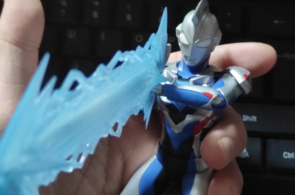 S.H.Figuarts 泽塔奥特曼 怪兽应对特殊空降机甲2号机 乌英达姆