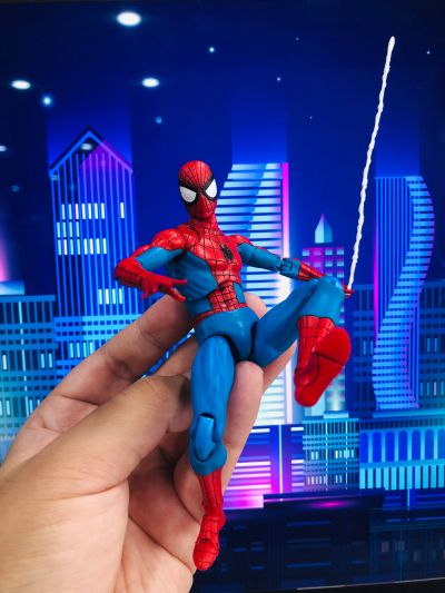 MAFEX 编号185 蜘蛛侠（经典战衣）