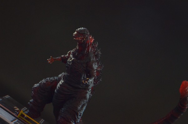 极致超值系列 哥斯拉大战金刚 哥斯拉