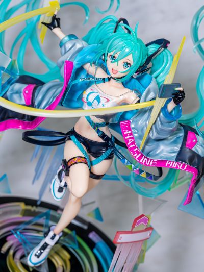 世界计划多彩舞台！feat. 初音未来 初音未来 - RAGE 世界计划 2020 -