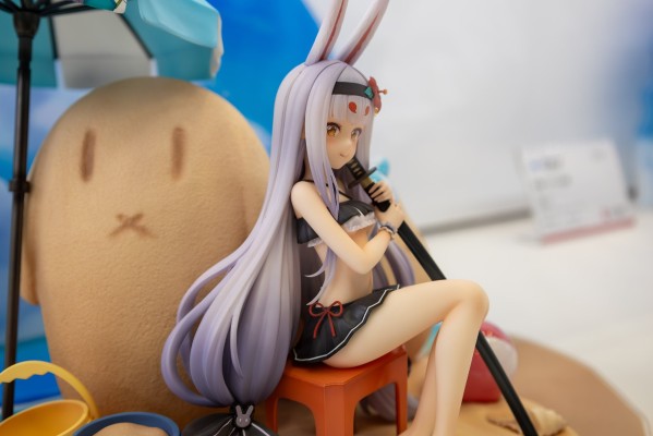 碧蓝航线 岛风 盛夏岛屿的小憩