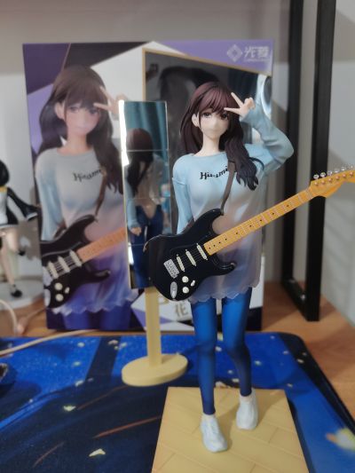 吉他妹妹 花前镜后