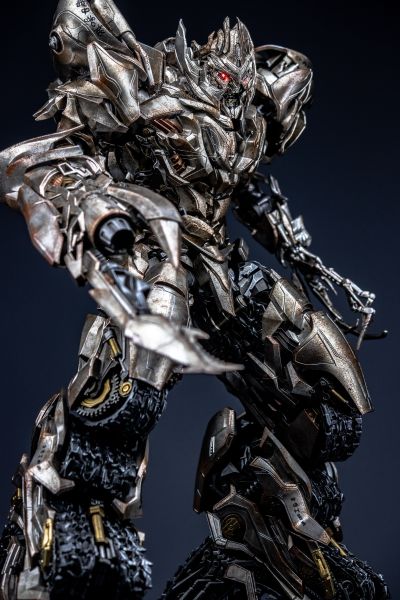 DLX 变形金刚2 威震天