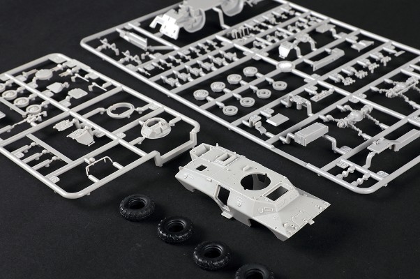 编号:07439 1/72 装甲车辆系列 美国M706“突击队”装甲车(越战型)