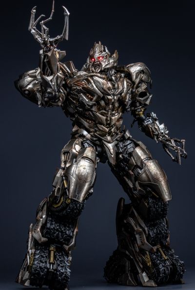 DLX 变形金刚2 威震天