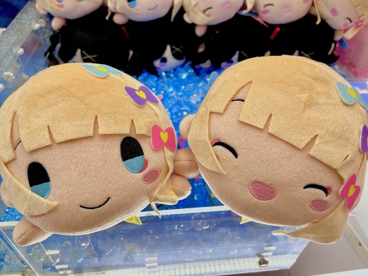 主播女孩重度依赖 趴趴M尺寸毛绒玩偶 超绝最可爱天使酱