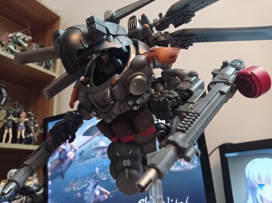 铁骸06空天作战机甲轰击型