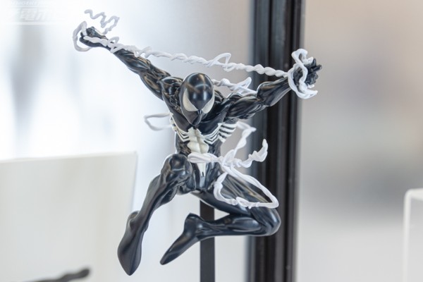 Luminasta 漫威漫画 蜘蛛侠（黑色战衣）