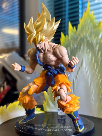 S.H.Figuarts 龙珠Z 超级赛亚人孙悟空-展会限定版-