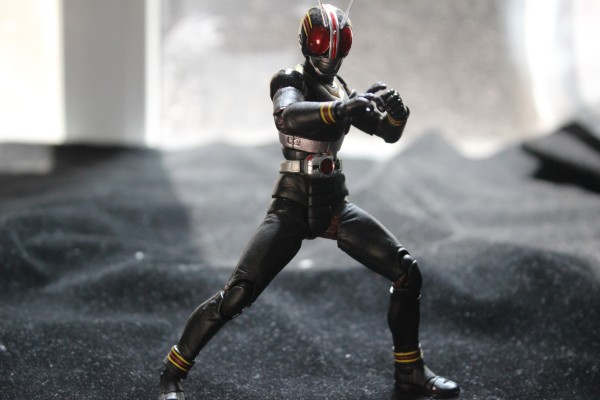 S.H.Figuarts  假面骑士BLACK SUN 假面骑士暗日