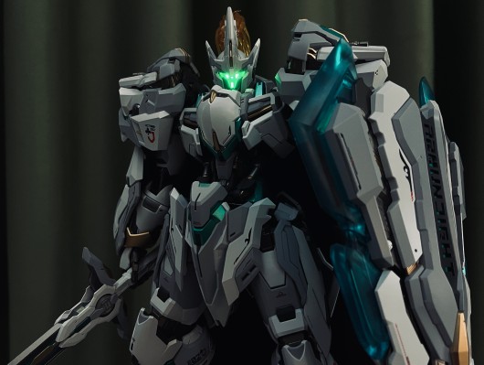 先祖效应 MCT-E02 至臻级·湖中骑士