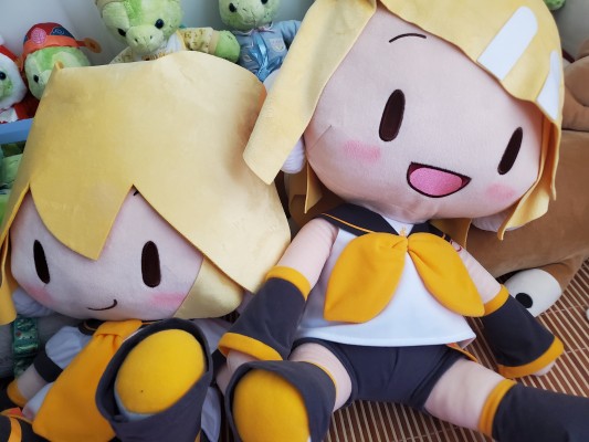 巨大毛绒 初音未来系列 镜音铃