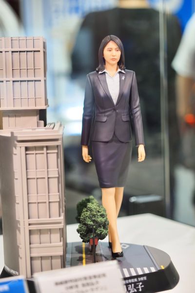 新·奥特曼 祸特对专属班 分析员 浅见弘子