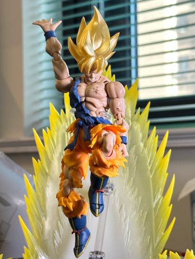 S.H.Figuarts 龙珠Z 超级赛亚人孙悟空-展会限定版-