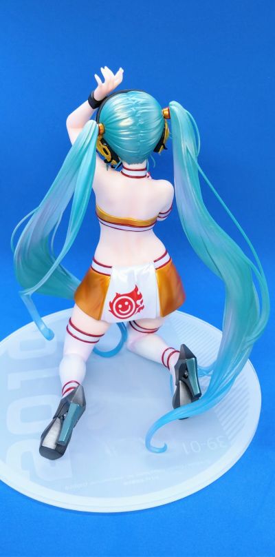 初音未来 GT计划 赛车未来 2010 原画师：矢吹健太朗