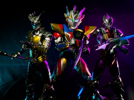 布鲁可超动积木人-传奇版   泽塔奥特曼-德尔塔天爪