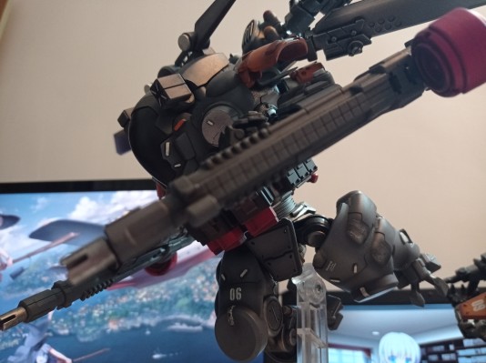 铁骸06空天作战机甲轰击型