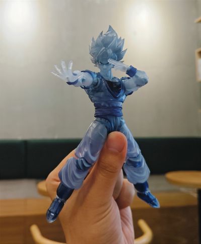 S.H.Figuarts 龙珠Z 超级赛亚人孙悟空+超级赛亚人2孙悟饭 -展会限定版-