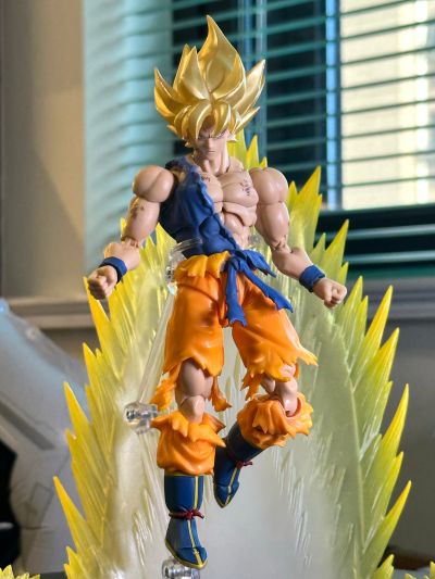 S.H.Figuarts 龙珠Z 超级赛亚人孙悟空-展会限定版-
