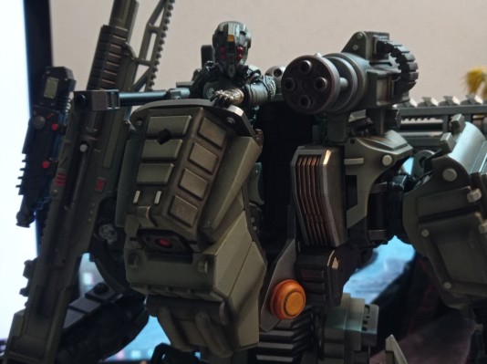 战星辰系列 新宙斯机甲重火力版