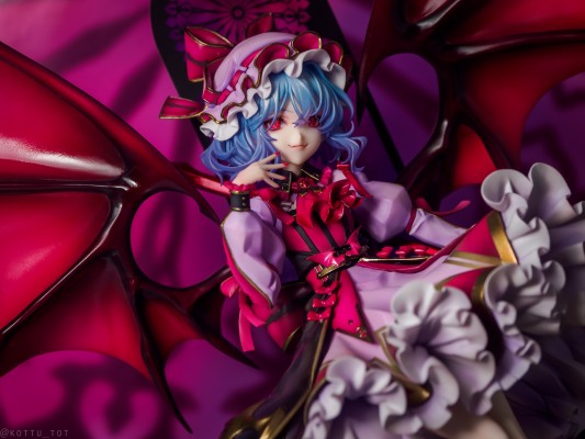 东方Project 蕾米莉亚・斯卡雷特